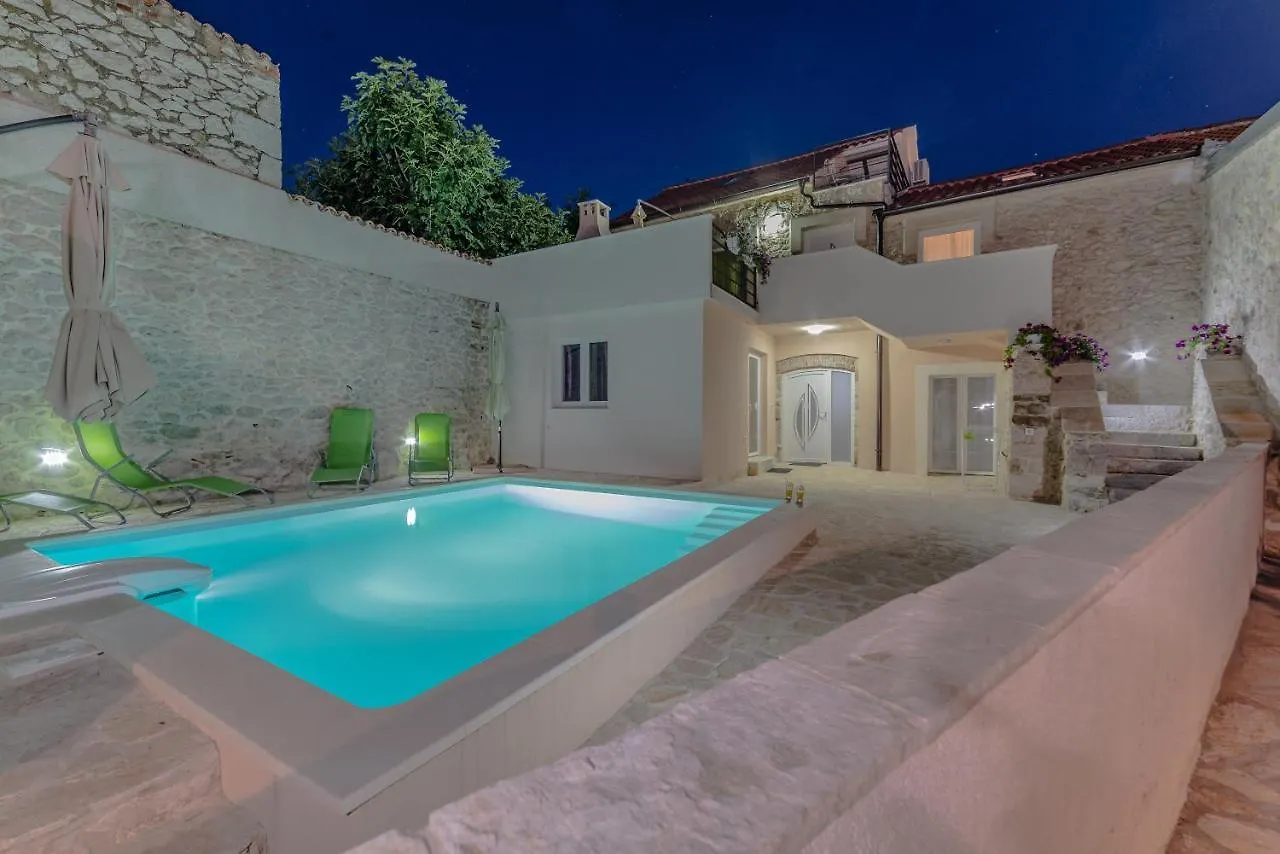 Rustic Villa Zadar